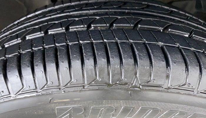 2020 Honda City V MT PETROL, Petrol, Manual, 4,216 km, Right Front Tyre Tread