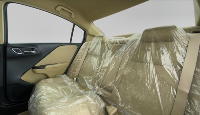 2020 Honda City V MT PETROL, Petrol, Manual, 4,216 km, Right Side Rear Door Cabin