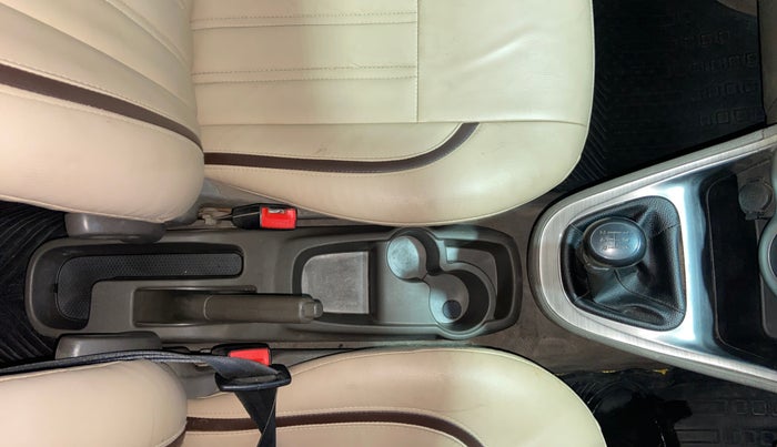 2016 Hyundai i10 MAGNA 1.1, Petrol, Manual, 73,003 km, Gear Lever