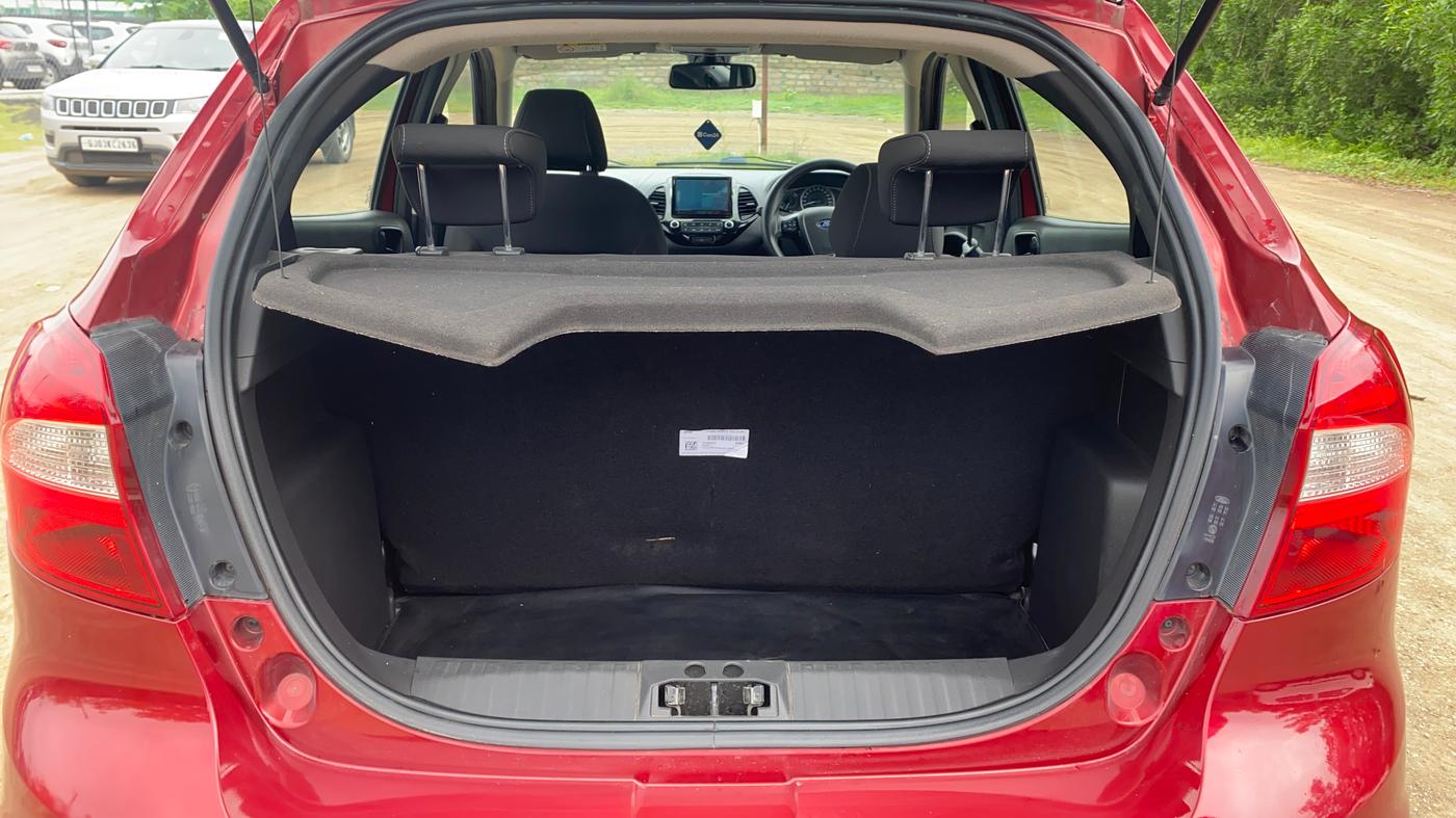 2021 Ford New Figo TITANIUM 1.5 PETROL AT, Petrol, Automatic, 29,519 km, Boot Inside