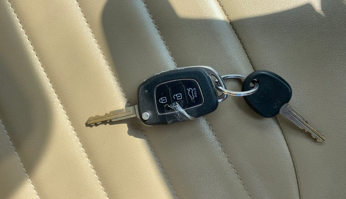 2019 Hyundai GRAND I10 NIOS SPORTZ AMT 1.2 KAPPA VTVT, Petrol, Automatic, 26,632 km, Key Close Up