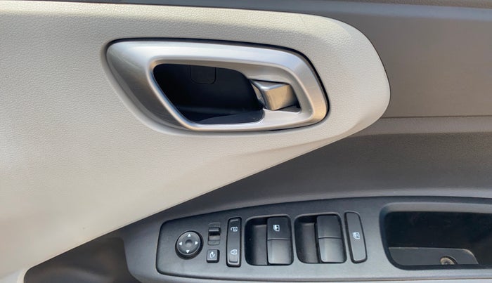 2019 Hyundai GRAND I10 NIOS SPORTZ AMT 1.2 KAPPA VTVT, Petrol, Automatic, 26,632 km, Driver Side Door Panels Control