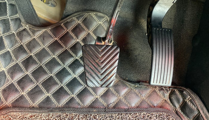 2023 KIA SONET HTX 1.5D IMT, Diesel, Manual, 64,299 km, Pedals