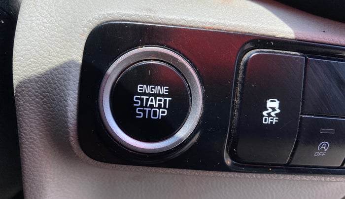 2023 KIA SONET HTX 1.5D IMT, Diesel, Manual, 64,299 km, Keyless Start/ Stop Button