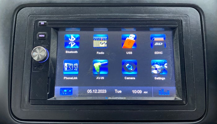 2018 Volkswagen Polo TRENDLINE 1.0L, Petrol, Manual, 69,331 km, Infotainment System