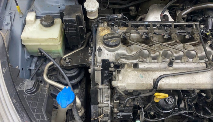 2014 Hyundai i20 SPORTZ 1.4 CRDI, Diesel, Manual, 75,389 km, Engine View - Right