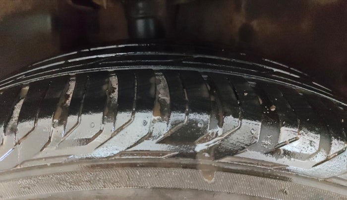 2018 Jeep Compass LIMITED 1.4 PETROL AT, Petrol, Automatic, 70,787 km, Right Rear Tyre Tread