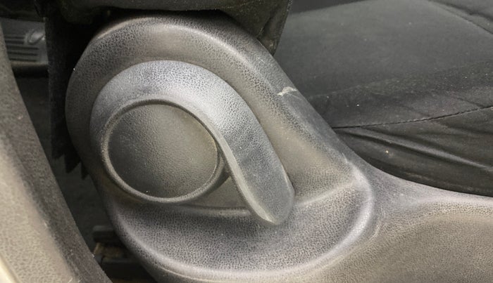 2017 Nissan Sunny XE D, Diesel, Manual, 86,028 km, Driver Side Adjustment Panel