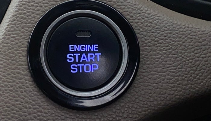 2019 Hyundai Elite i20 ASTA (O) CVT, Petrol, Automatic, 1,02,999 km, Keyless Start/ Stop Button