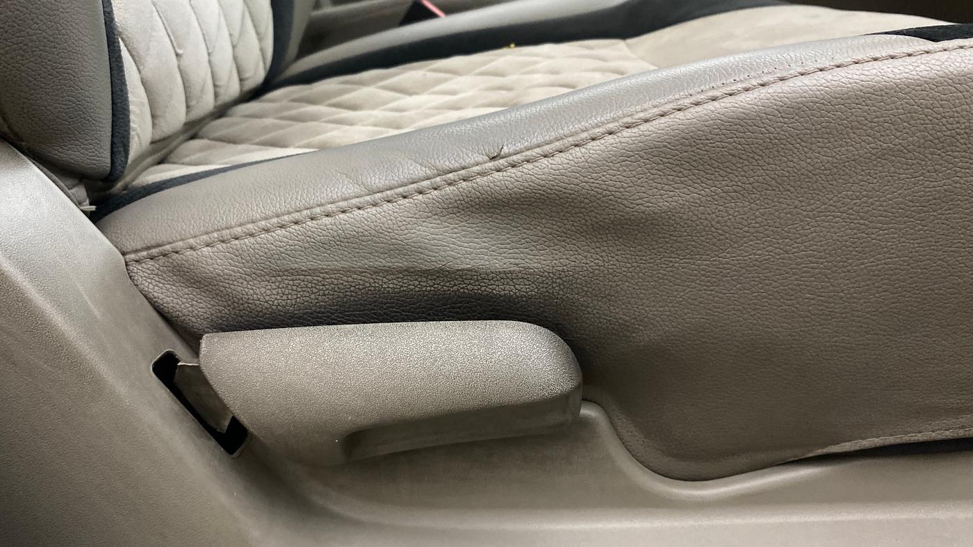 2015 Maruti Celerio VXI AMT, Petrol, Automatic, 52,622 km, Driver Side Adjustment Panel