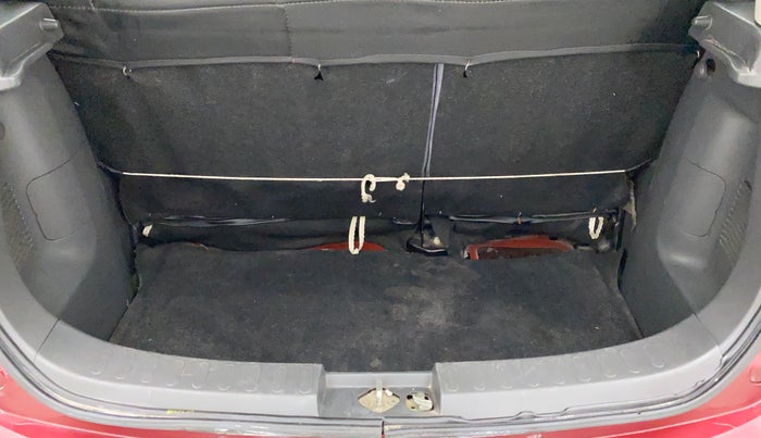 2010 Maruti Ritz VXI, Petrol, Manual, 81,744 km, Boot Inside