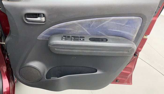 2010 Maruti Ritz VXI, Petrol, Manual, 81,744 km, Driver Side Door Panels Control