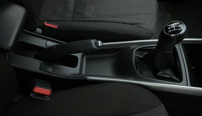 2016 Maruti Baleno DELTA 1.2 K12, Petrol, Manual, 15,253 km, Gear Lever