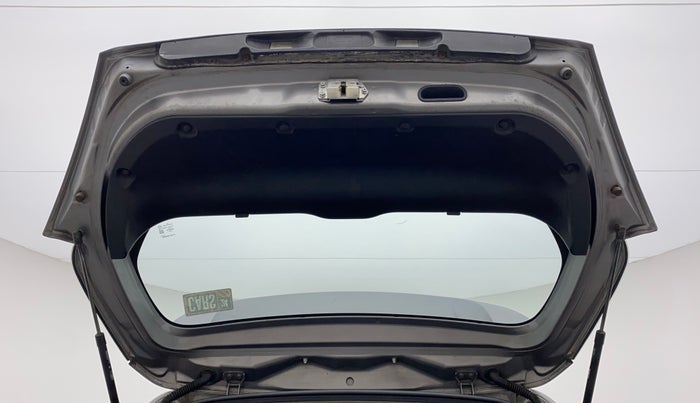 2012 Maruti Swift VDI, Diesel, Manual, 81,633 km, Boot Door Open