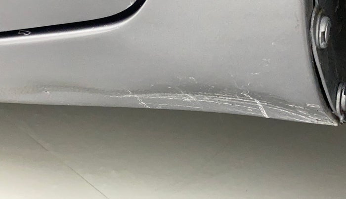2012 Maruti Swift VDI, Diesel, Manual, 81,633 km, Left running board - Slightly dented
