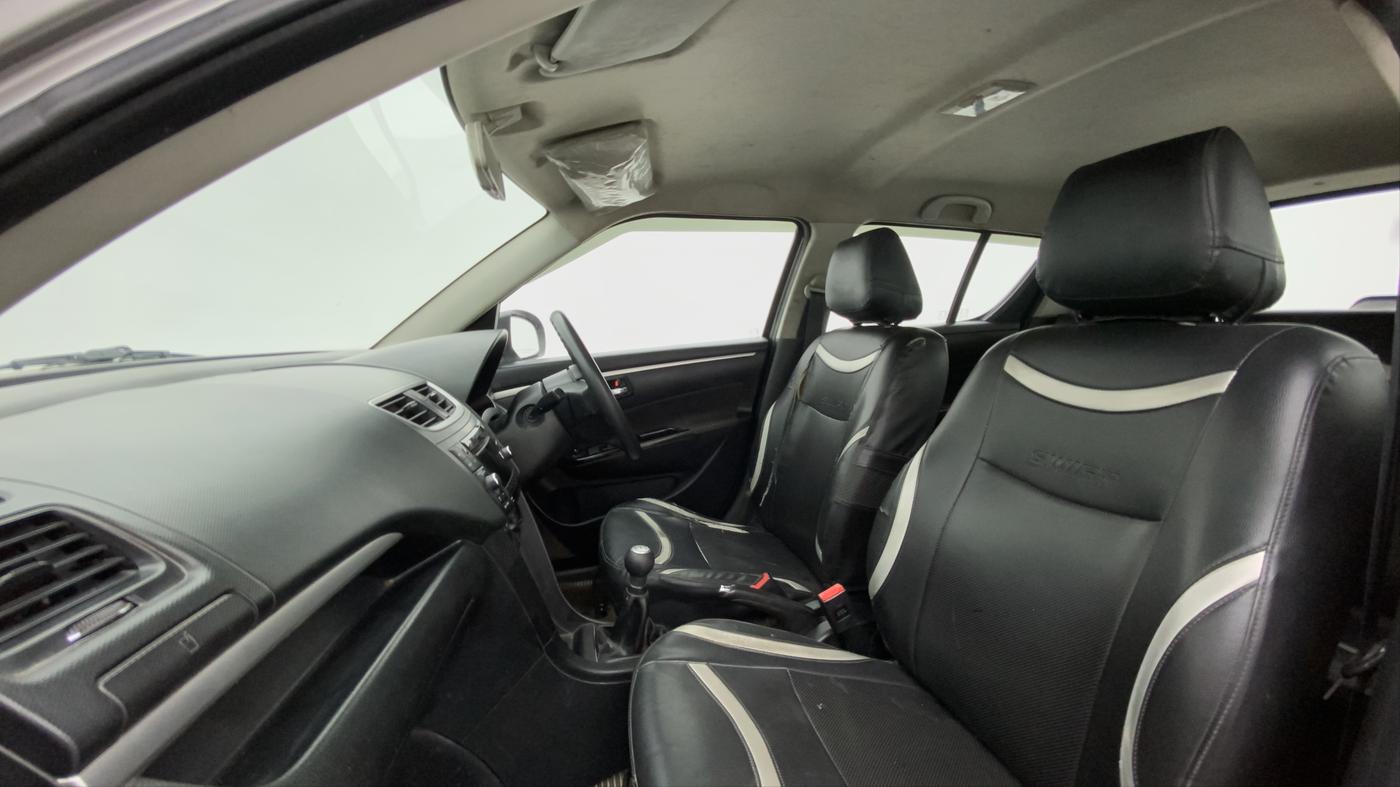 2012 Maruti Swift VDI, Diesel, Manual, 81,633 km, Right Side Front Door Cabin