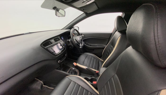 2016 Hyundai i20 Active 1.4 SX, Diesel, Manual, 45,046 km, Right Side Front Door Cabin