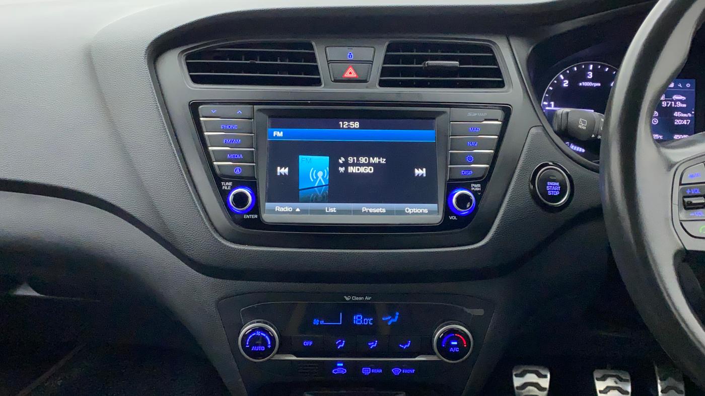 2016 Hyundai i20 Active 1.4 SX, Diesel, Manual, 45,046 km, Air Conditioner
