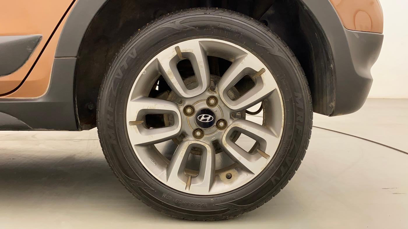 2016 Hyundai i20 Active 1.4 SX, Diesel, Manual, 45,046 km, Left Rear Wheel