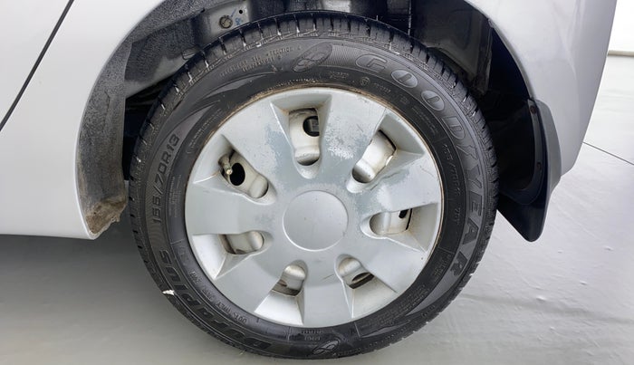 2017 Hyundai Eon ERA PLUS, Petrol, Manual, 9,454 km, Left Rear Wheel