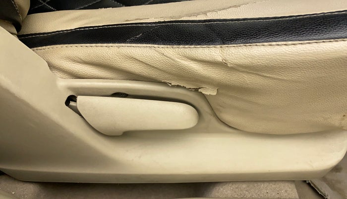 2014 Maruti Swift Dzire VXI, Petrol, Manual, 65,230 km, Driver Side Adjustment Panel