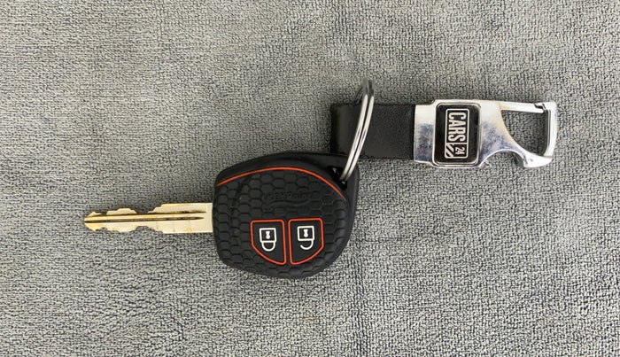 2014 Maruti Swift Dzire VXI, Petrol, Manual, 65,230 km, Key Close Up