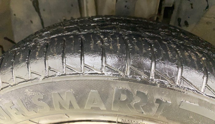 2019 Renault TRIBER RXL MT, Petrol, Manual, 42,775 km, Left Front Tyre Tread