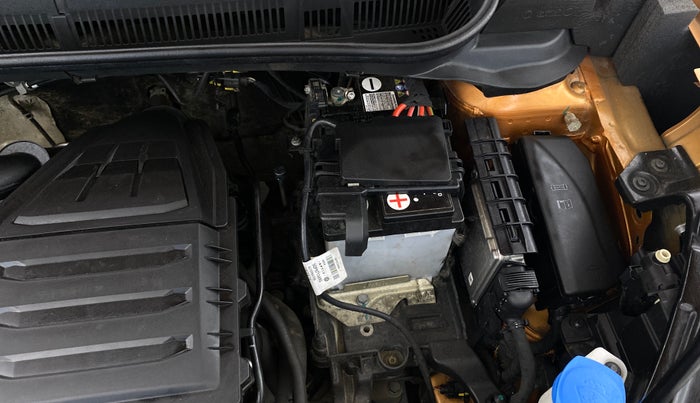 2023 Skoda KUSHAQ AMBITION 1.0L TSI AT, Petrol, Automatic, 30,383 km, Engine View - Left