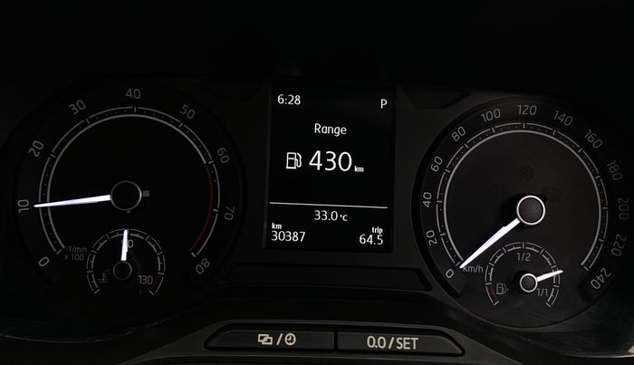 2023 Skoda KUSHAQ AMBITION 1.0L TSI AT, Petrol, Automatic, 30,383 km, Odometer Image