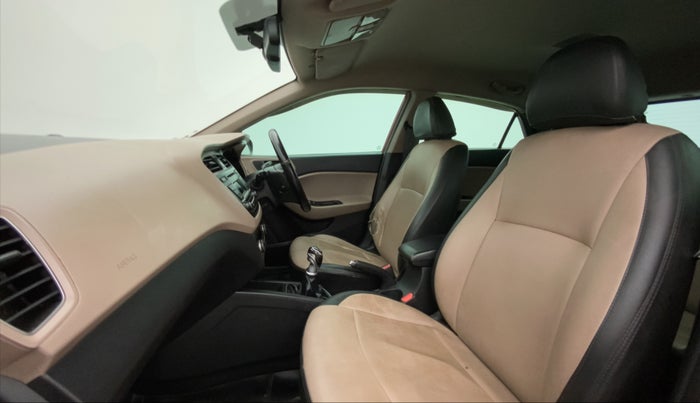 2015 Hyundai Elite i20 ASTA 1.4 CRDI, Diesel, Manual, 84,891 km, Right Side Front Door Cabin