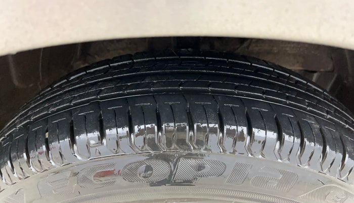 2021 Maruti Dzire LXI, Petrol, Manual, 38,336 km, Right Front Tyre Tread
