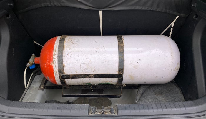 2019 Hyundai Elite i20 1.2 MAGNA PLUS VTVT, CNG, Manual, 39,808 km, Boot Inside View