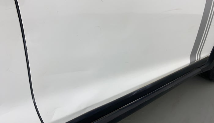 2020 Honda WR-V 1.5 i-DTEC VX MT, Diesel, Manual, 61,360 km, Driver-side door - Slightly dented