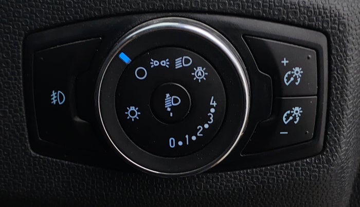 2019 Ford Ecosport TITANIUM 1.5L SPORTS(SUNROOF) DIESEL, Diesel, Manual, 1,04,043 km, Adaptive Cruise Control