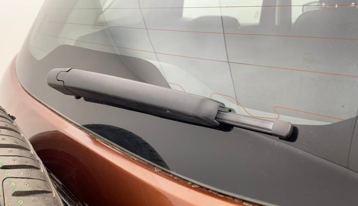 2019 Ford Ecosport TITANIUM 1.5L SPORTS(SUNROOF) DIESEL, Diesel, Manual, 1,04,043 km, Rear Wiper