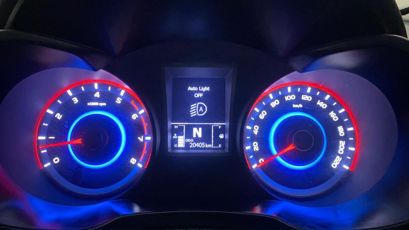 2022 Mahindra XUV300 W8 (O) 1.2 PETROL AMT, Petrol, Automatic, 20,474 km, Odometer Image