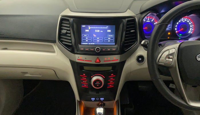 2022 Mahindra XUV300 W8 (O) 1.2 PETROL AMT, Petrol, Automatic, 20,474 km, Air Conditioner