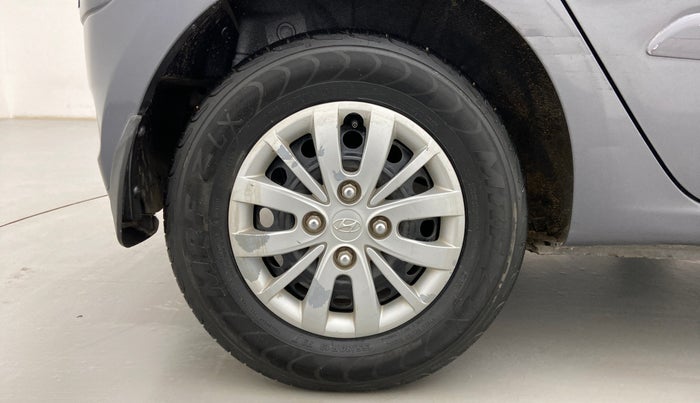 2013 Hyundai i10 SPORTZ 1.2 AT, Petrol, Automatic, 86,294 km, Right Rear Wheel