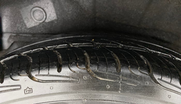 2013 Hyundai i10 SPORTZ 1.2 AT, Petrol, Automatic, 86,294 km, Right Rear Tyre Tread