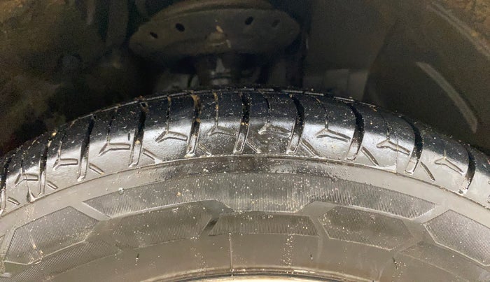 2018 Honda Amaze 1.2L I-VTEC V CVT, Petrol, Automatic, 71,263 km, Right Front Tyre Tread