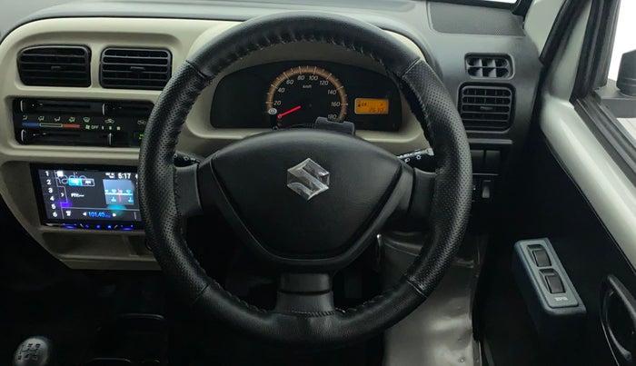 2022 Maruti Eeco 5 STR AC (O), Petrol, Manual, 2,630 km, Steering Wheel Close Up