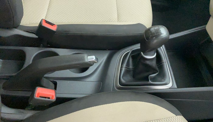 2018 Hyundai Verna 1.4 VTVT E, Petrol, Manual, 31,318 km, Gear Lever