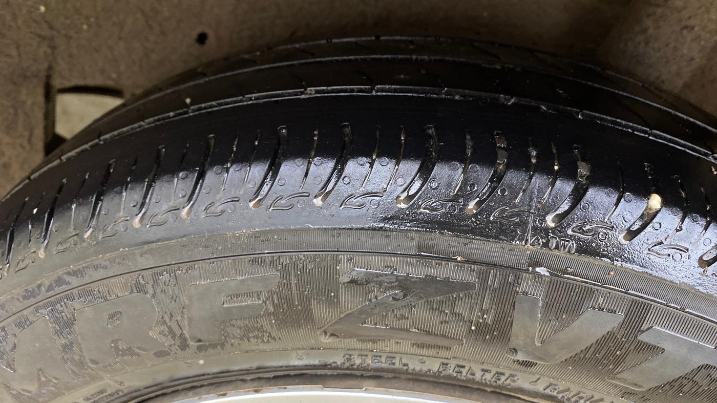 2016 Maruti Celerio ZXI AMT, Petrol, Automatic, 41,832 km, Left Rear Tyre Tread