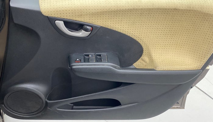 2013 Honda Jazz 1.2L I-VTEC SELECT, CNG, Manual, 91,815 km, Driver Side Door Panels Control