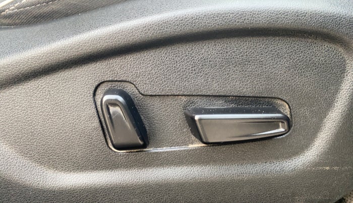 2022 Hyundai Creta SX (O) 1.5 DIESEL, Diesel, Manual, 73,081 km, Driver Side Adjustment Panel