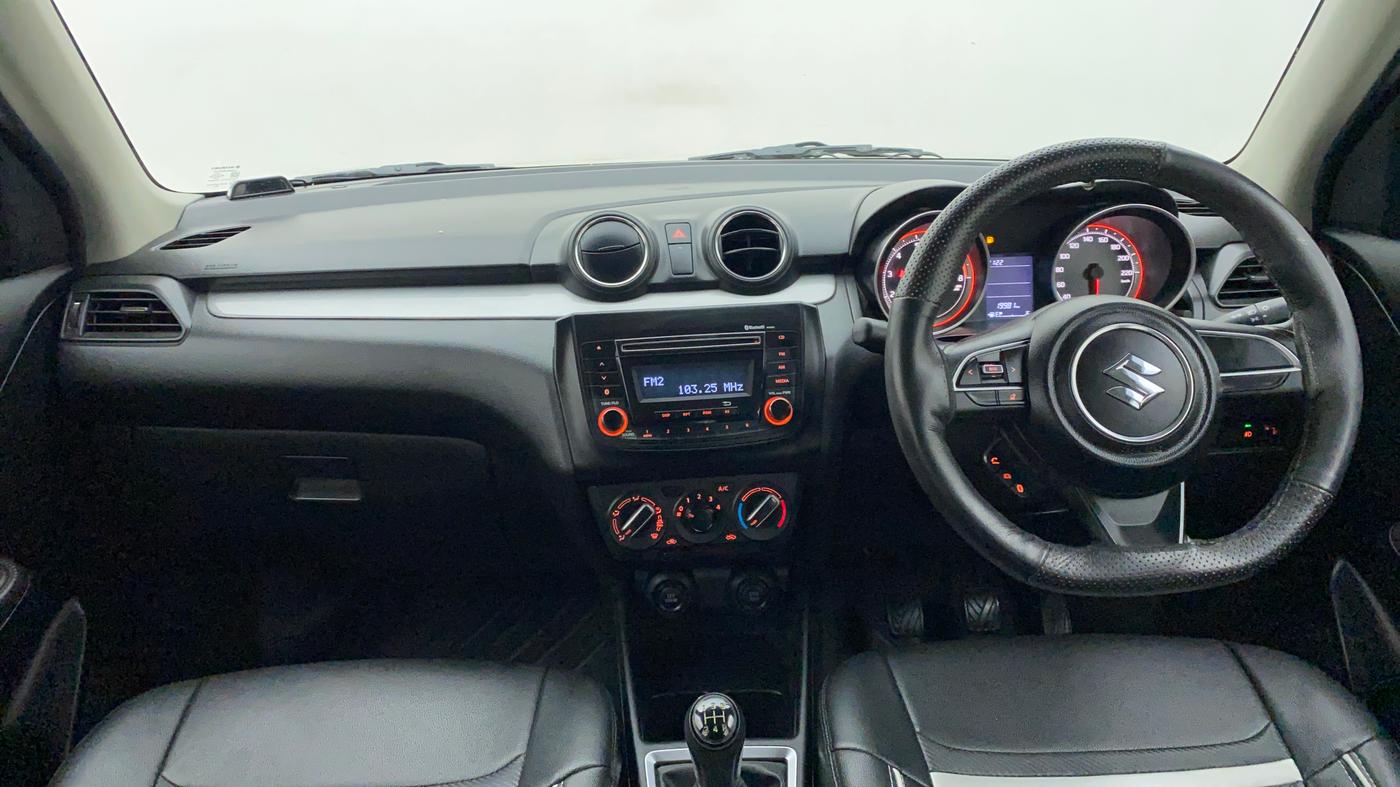 2019 Maruti Swift VXI, Petrol, Manual, 20,025 km, Dashboard