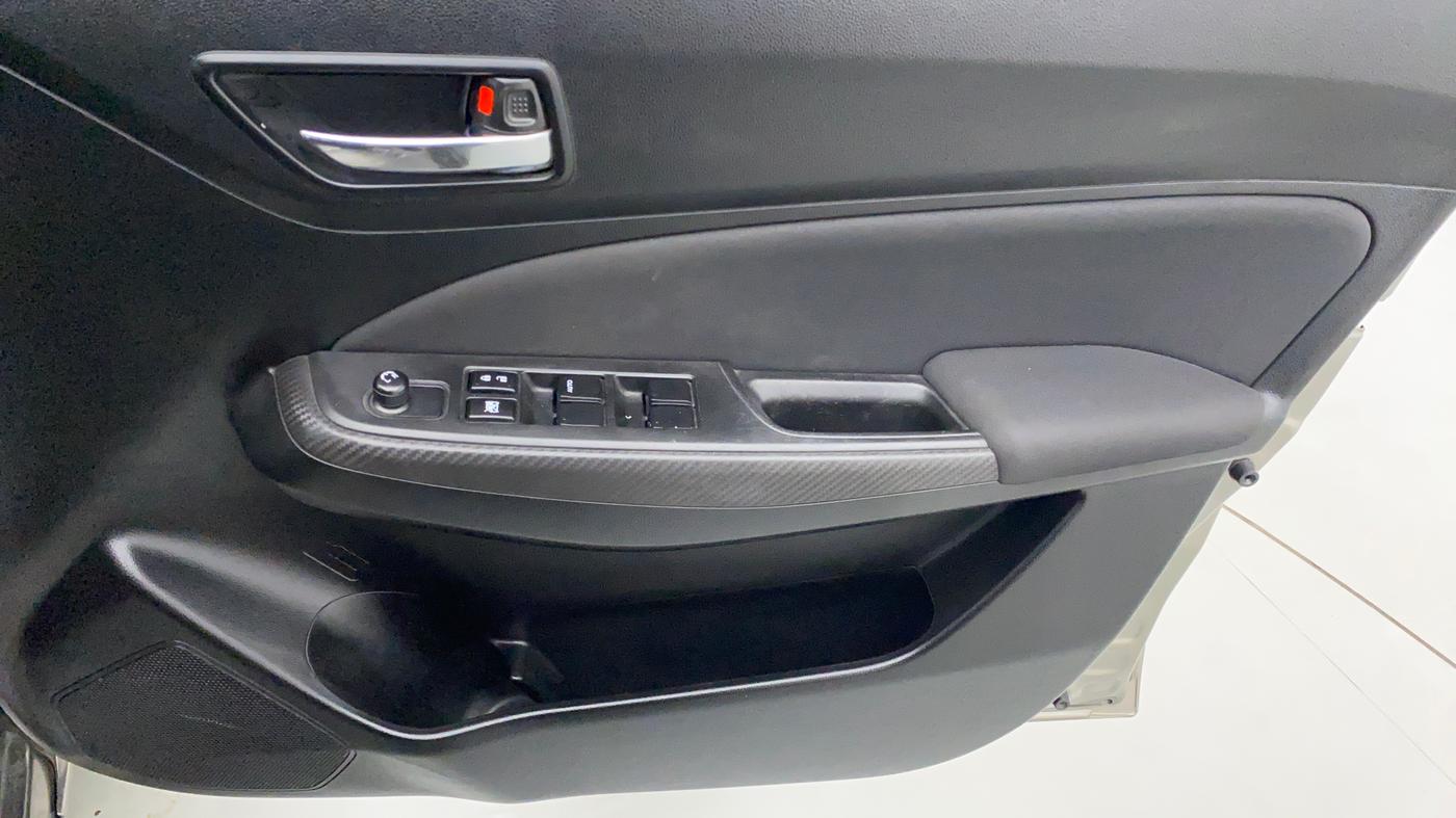 2019 Maruti Swift VXI, Petrol, Manual, 20,025 km, Driver Side Door Panels Control
