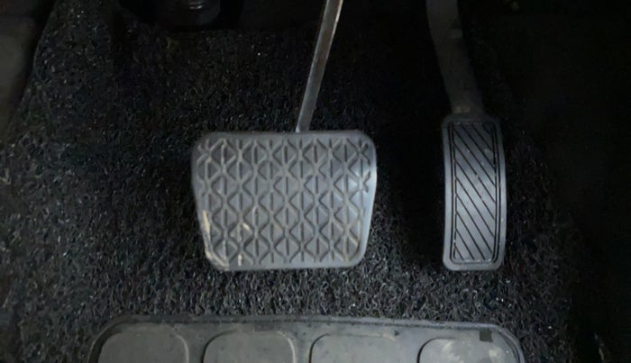 2017 Ford Ecosport TITANIUM 1.5L PETROL AT, Petrol, Automatic, 39,992 km, Pedals