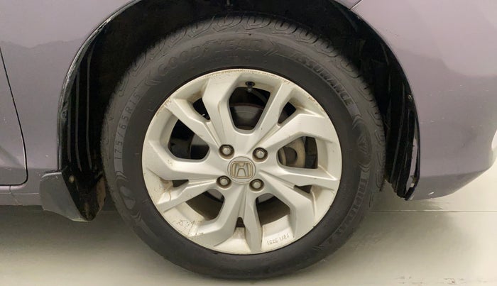 2019 Honda Amaze 1.5L I-DTEC V CVT, Diesel, Automatic, 56,283 km, Right Front Wheel