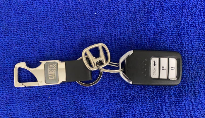 2019 Honda Amaze 1.5L I-DTEC V CVT, Diesel, Automatic, 56,283 km, Key Close Up